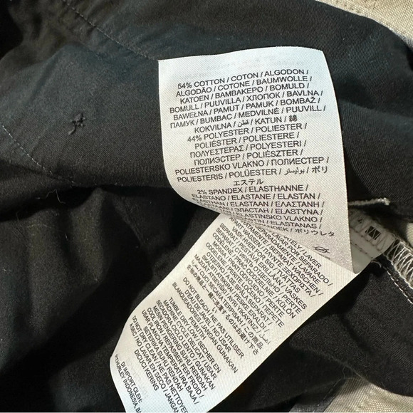 Hurley men's size 30 khaki shorts, missing back button - Picture 4 of 4